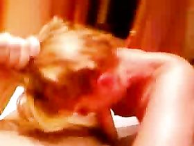 Девчонку заставил отсосать паренек