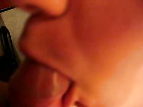 Оля пьет кончу