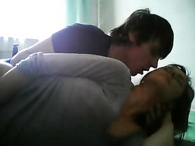 Юная Катя трахается со своим бойфрендом