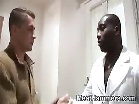 Баб ебут большими хуями