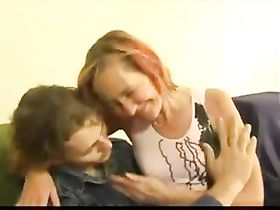 Присунул в обе дырки