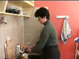 Русская ебля на кухне: смотреть русское порно видео бесплатно